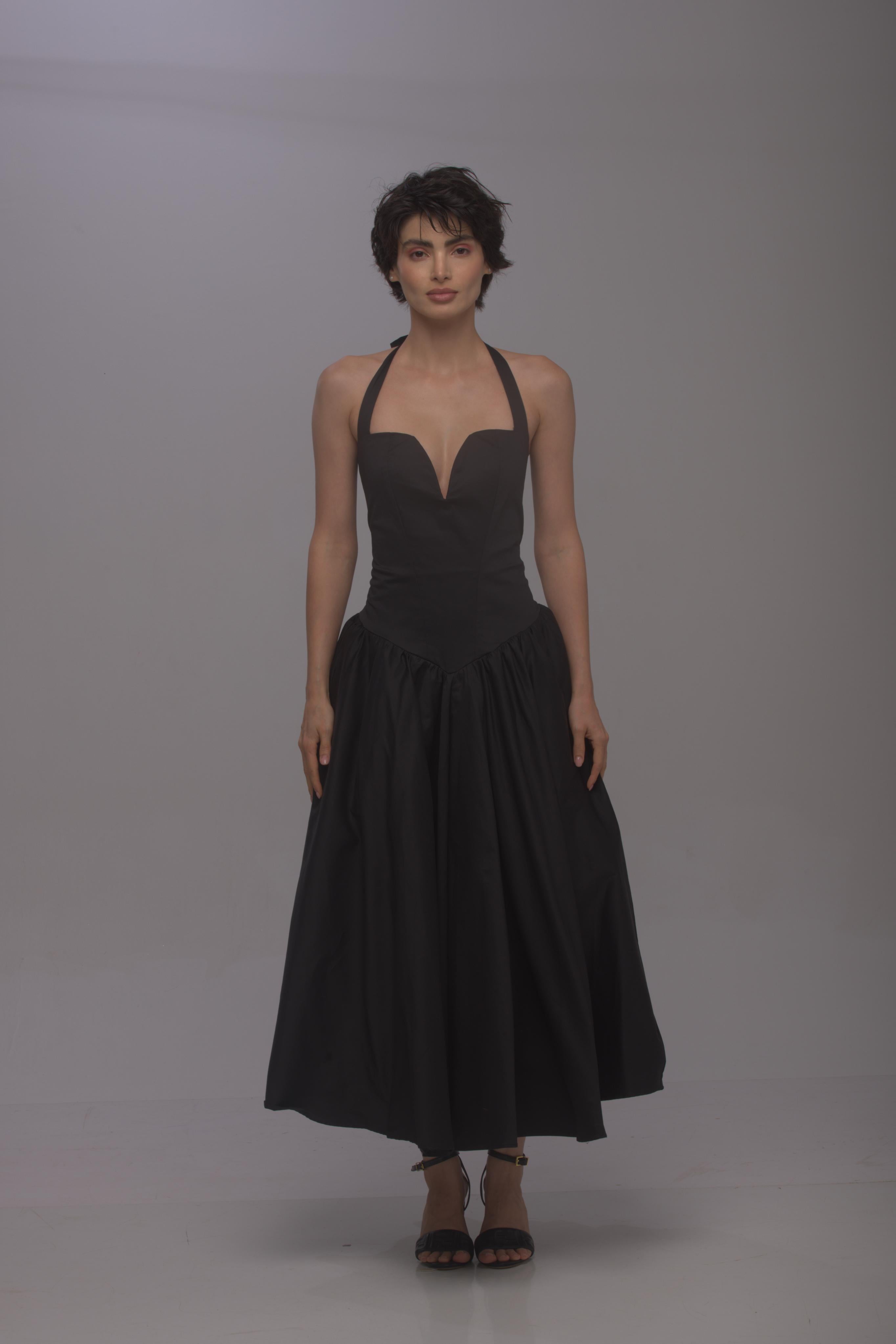 Solid halter neck long princess dress-Black