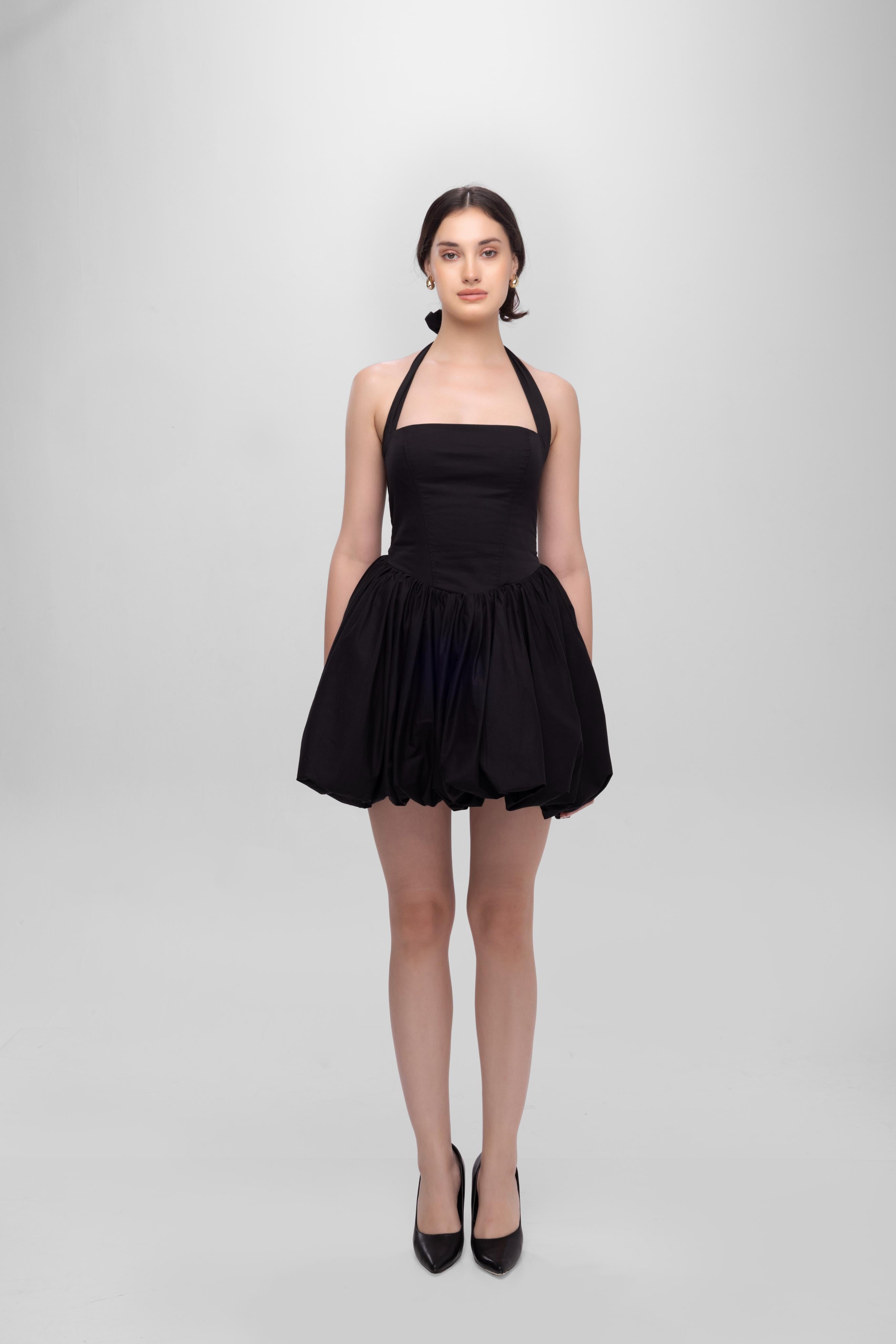 Black solid halter neck backless short cotton balloon dress