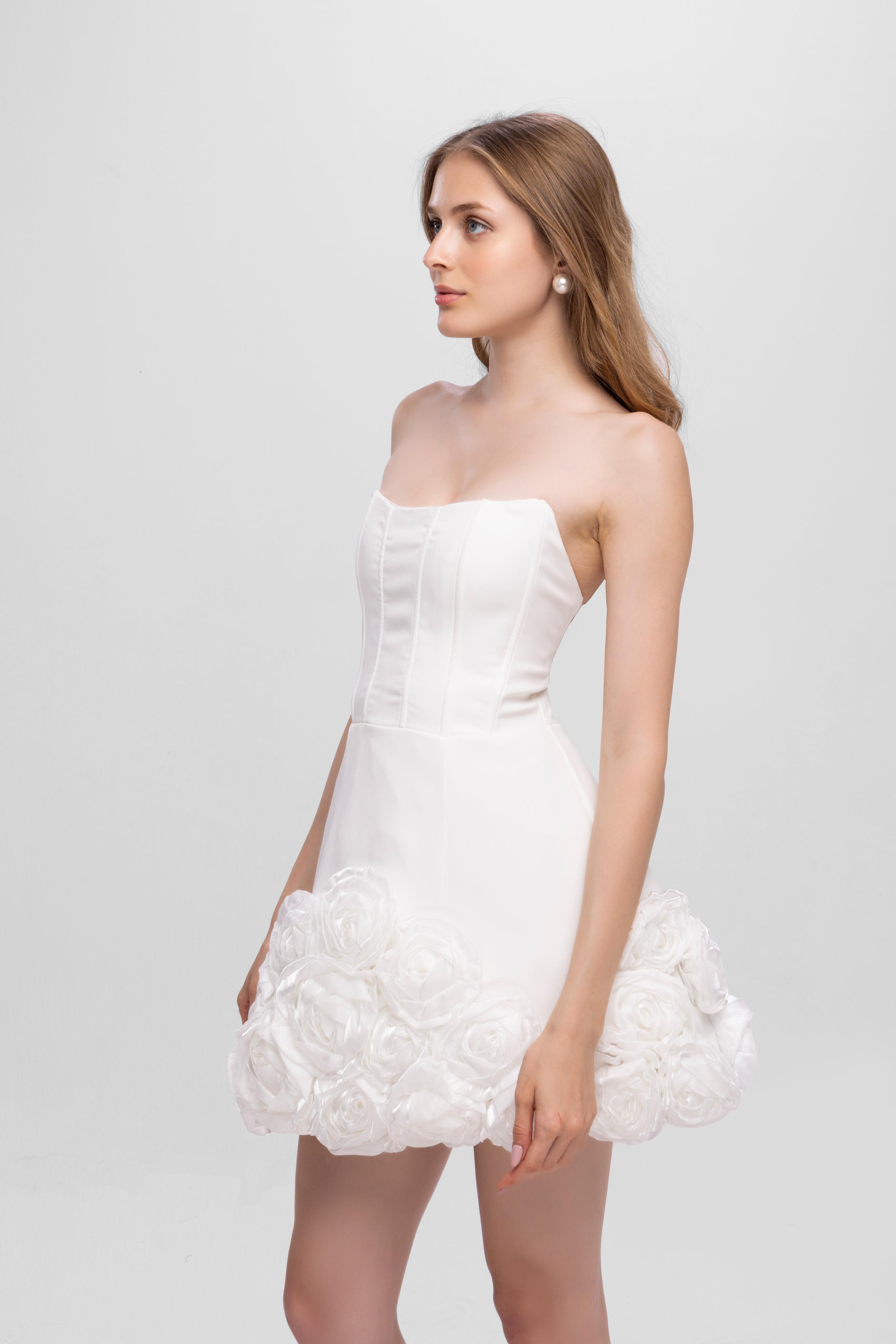 Solid off shoulder flower baloon short dress White