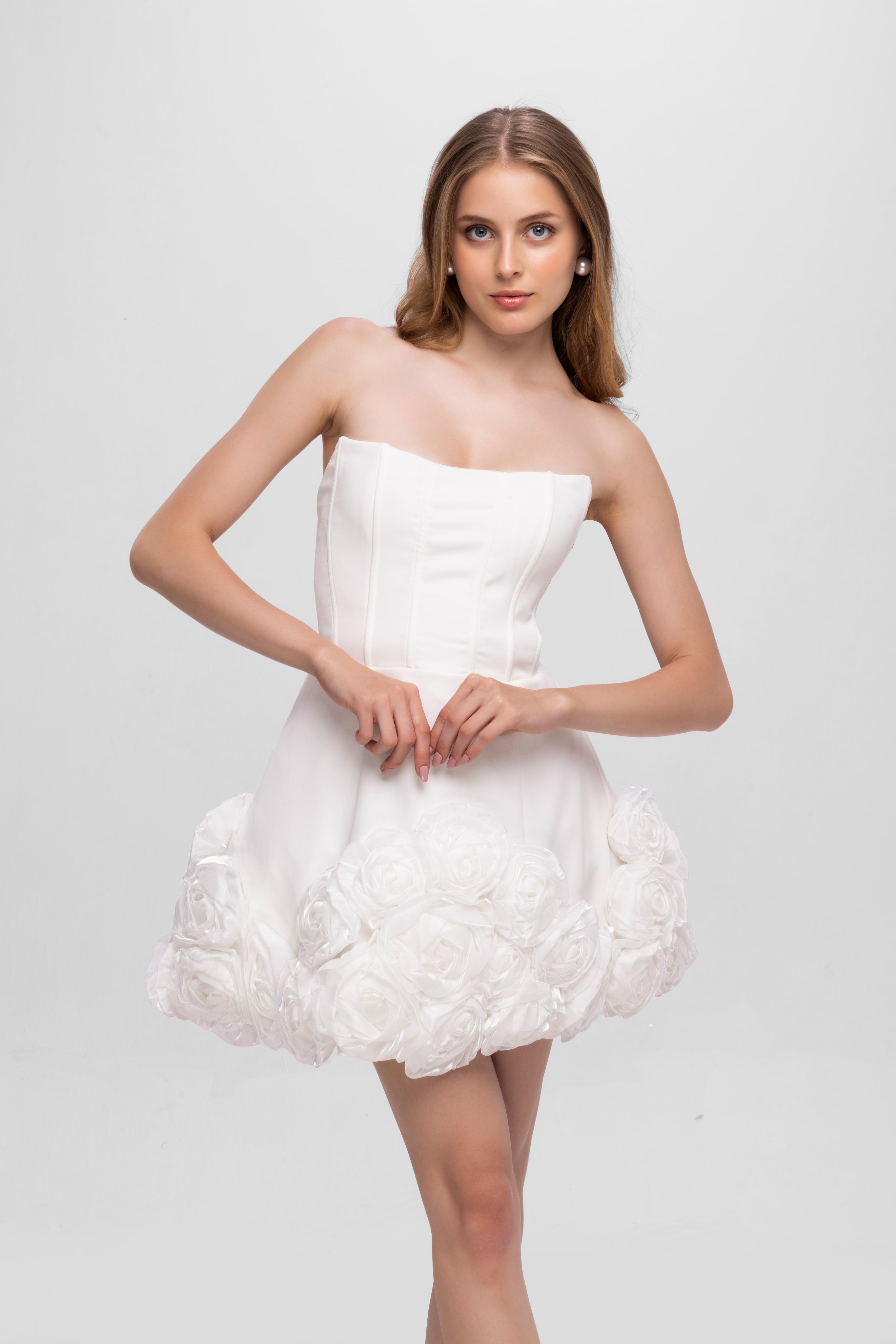 Solid off shoulder flower baloon short dress White