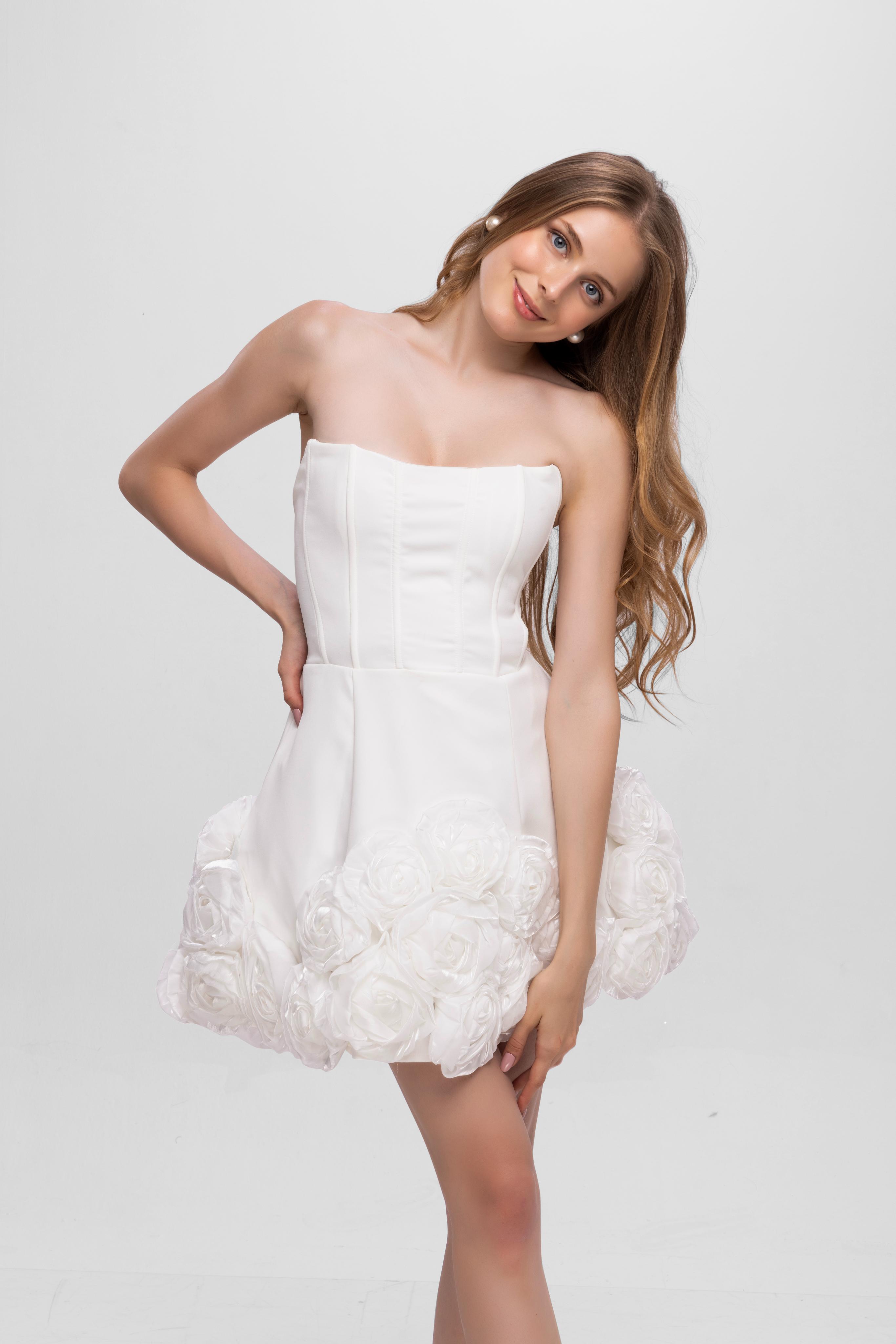 Solid off shoulder flower baloon short dress White