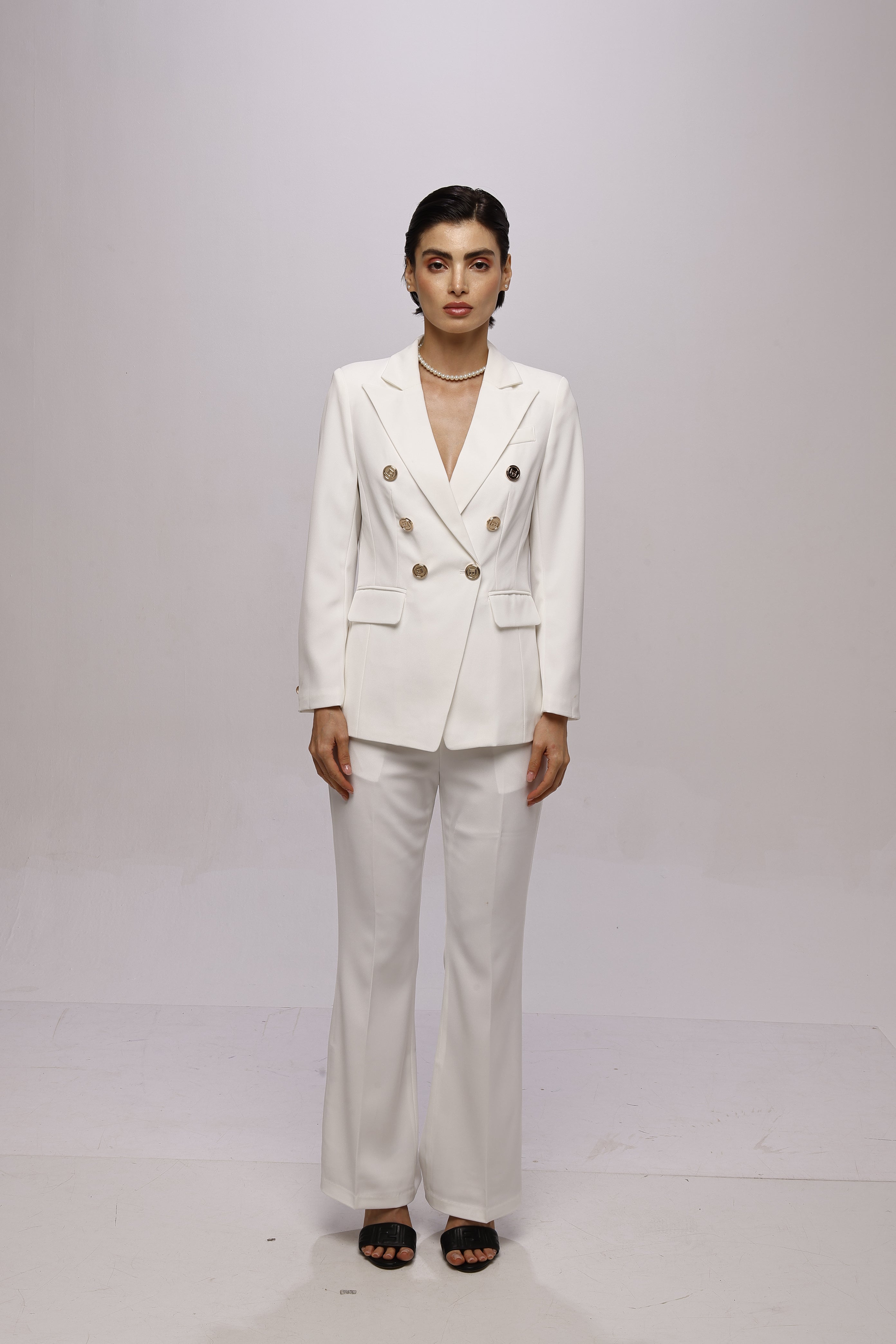 Solid fully lined lapel Collar long sleeve button closer suitset White