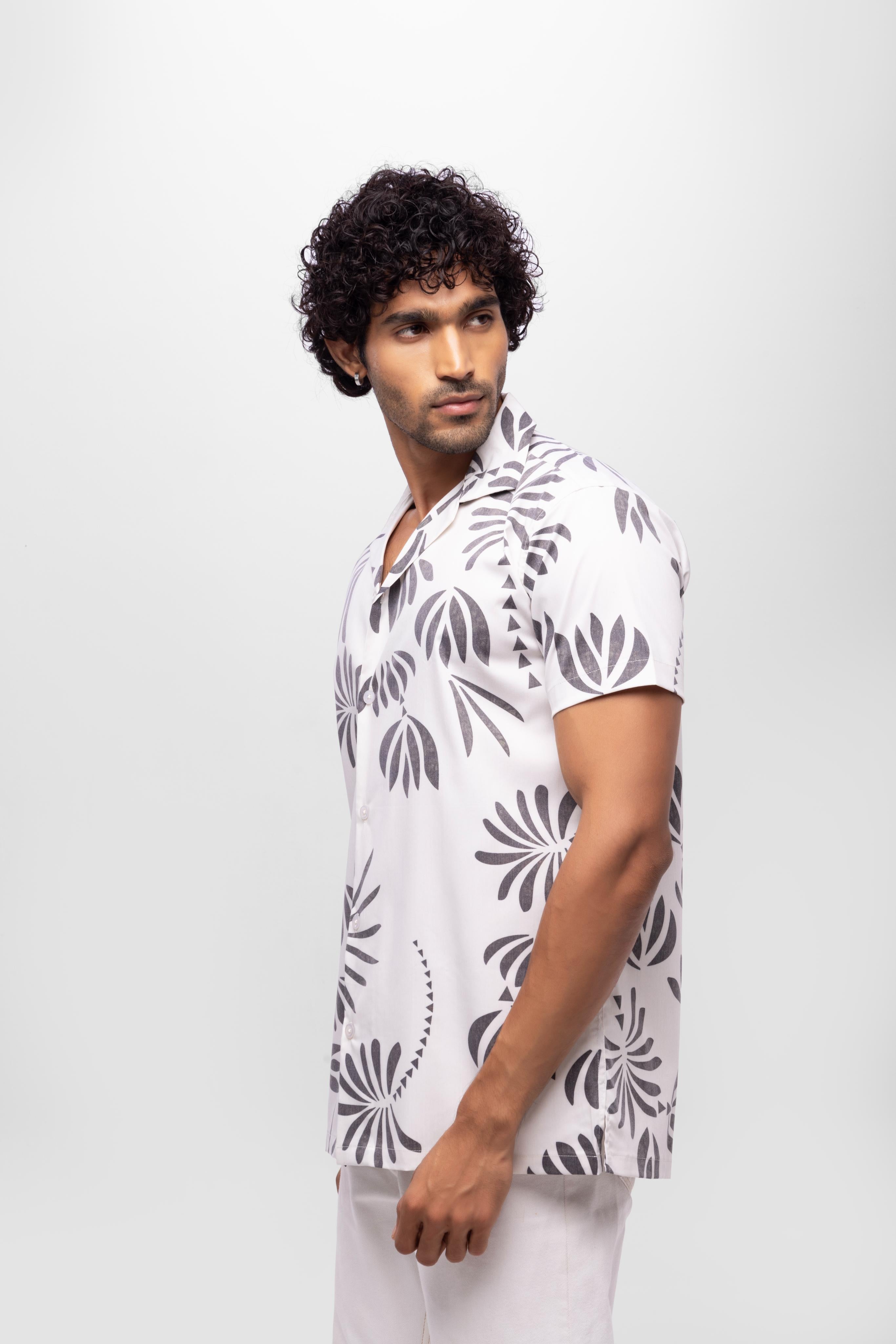 Long Half sleeve loose fit regular- Off white