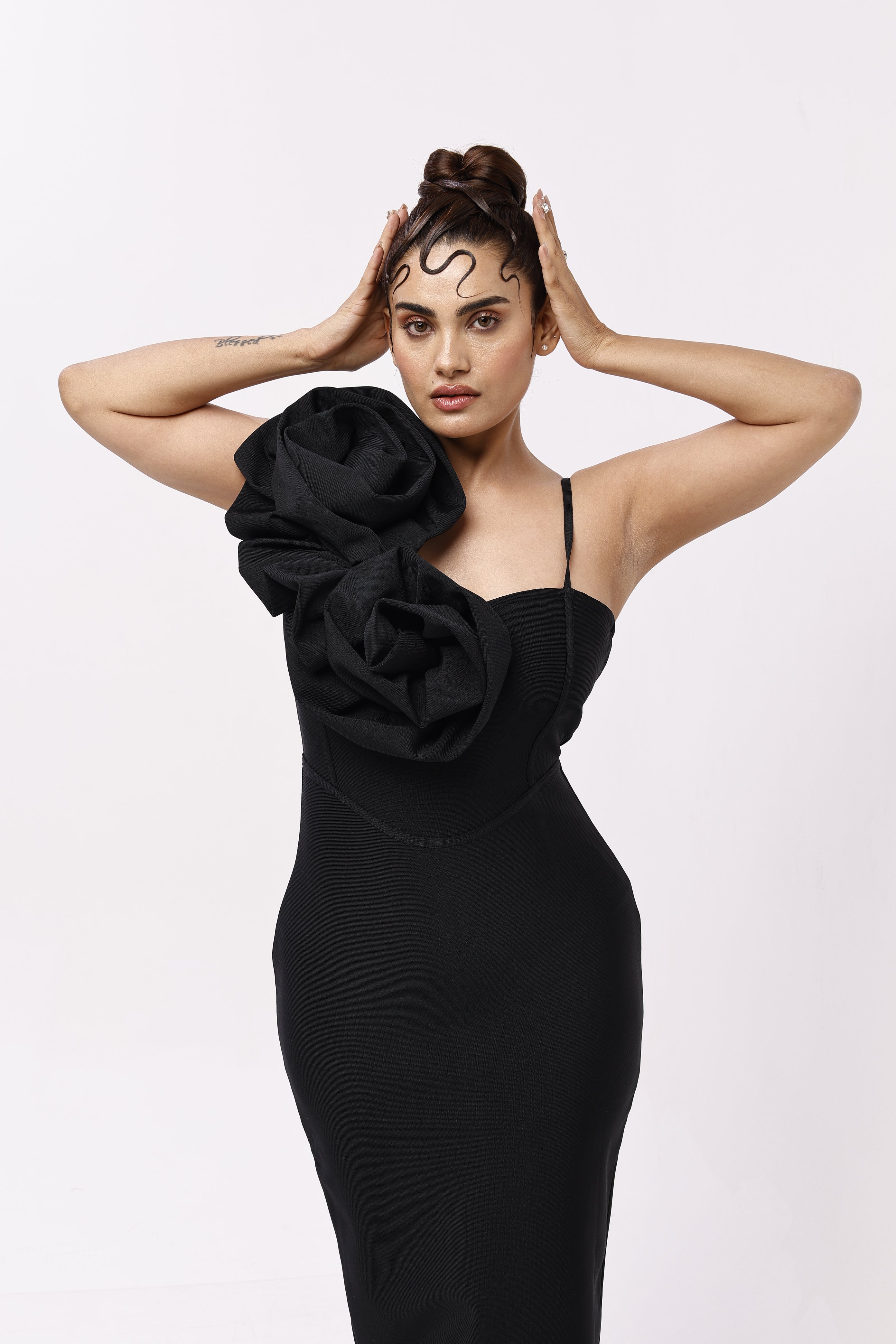 Solid Bandage flower one shoulder midi dress Black